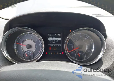 2016 Chrysler Town & Country Limited z USA, uszkodzony, nr VIN 2C4RC1JG8GR111265